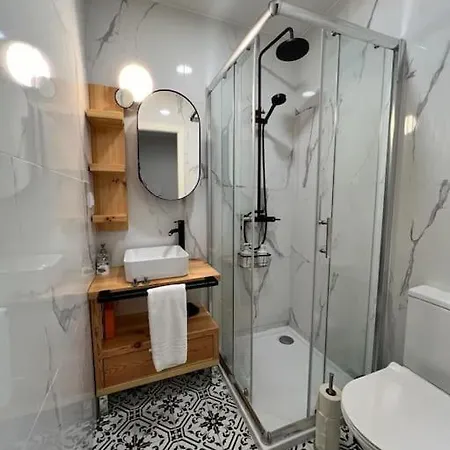 A Charming Near Paco Escolas 公寓