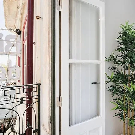 شقة A Charming Near Paco Escolas