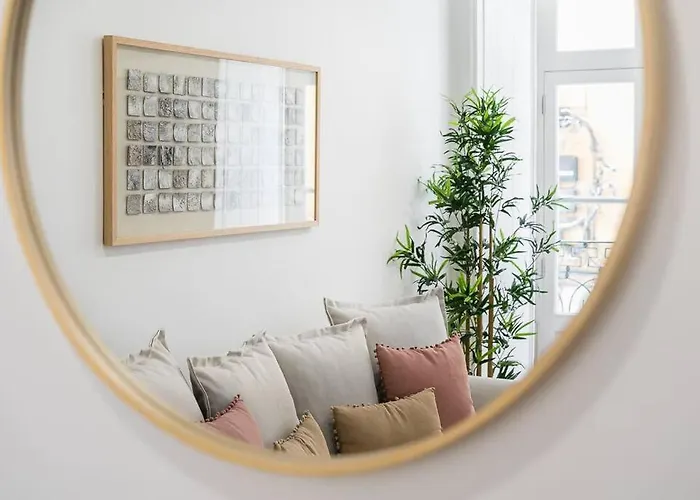 A Charming Near Paco Escolas Κοΐμπρα