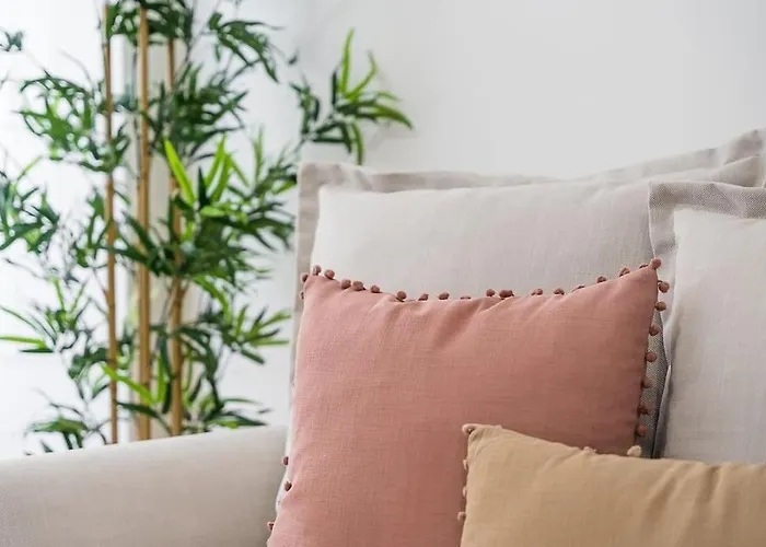 A Charming Near Paco Escolas *