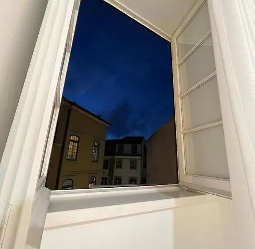 A Charming Near Paco Escolas