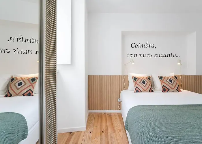 A Charming Near Paco Escolas * Κοΐμπρα